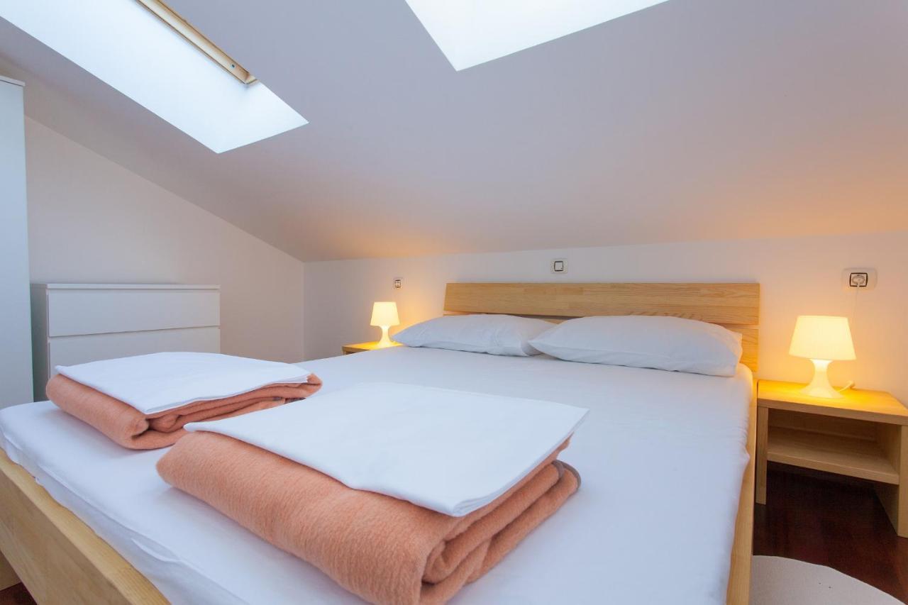 Bed&Breakfast Lucija Bed & Breakfast Punat Exterior photo