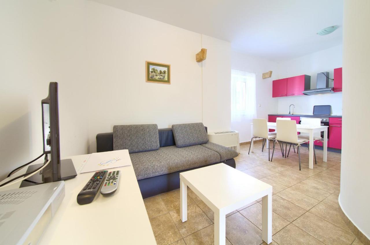 Bed&Breakfast Lucija Bed & Breakfast Punat Exterior photo